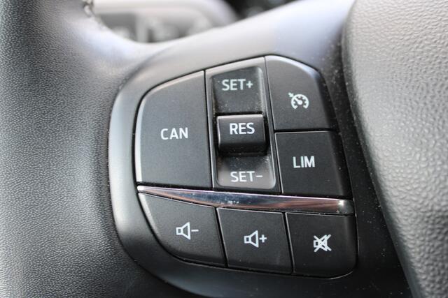 Ford FIESTA 1.0 EcoBoost Hybrid Titanium