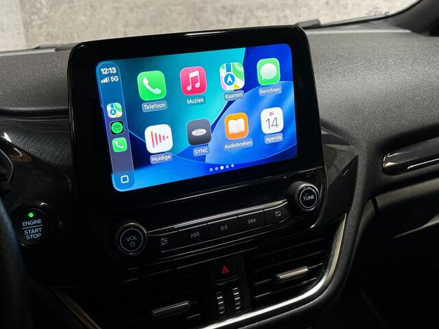 Ford FIESTA 1.0 EcoBoost ST-Line (APPLE CARPLAY, GROOT NAVI, CLIMATE, KEYLESS, LM VELGEN, SPORTSTOELEN, CRUISE, PARKEERSENSOREN, NIEUWSTAAT)
