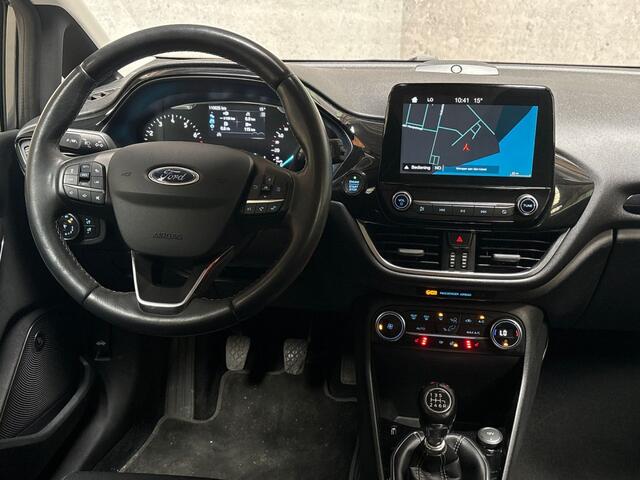 Ford FIESTA 1.0 EcoBoost Titanium (APPLE CARPLAY, GROOT NAVI, STUUR/STOELVERWARMING, BANG&OLUFSEN, CAMERA, SPORTSTOELEN, ADAPTIVE CRUISE, LM VELGEN, NIEUWSTAAT)