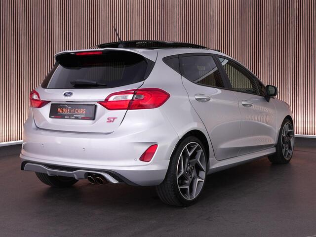 Ford FIESTA ST-3 1.5 200pk |panoramadak|Bang&Olufsen|Apple Carplay|cruise control|winterpack|LED-koplampen|18" lichtmetalen velgen|
