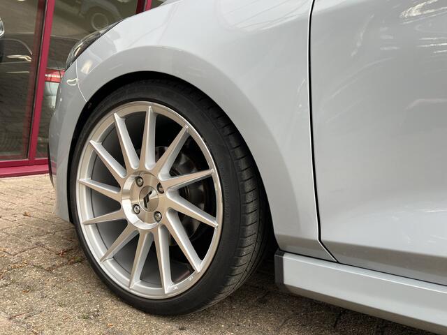 Ford FIESTA 1.5 EcoBoost ST-3 | Performance | Recaro | B&O | Navi | PDC | Stuur/Stoelverw. |