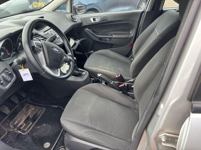 Ford FIESTA 1.0 Style Ultimate Cruise ontrol |