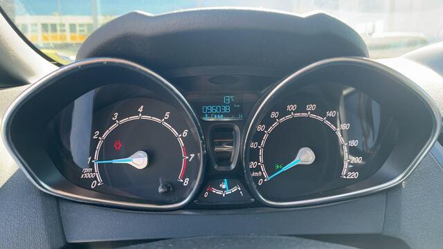 Ford FIESTA 1.0 EcoBoost ST Line 100pk Navigatie | Cruise Controle | Automatische Airco