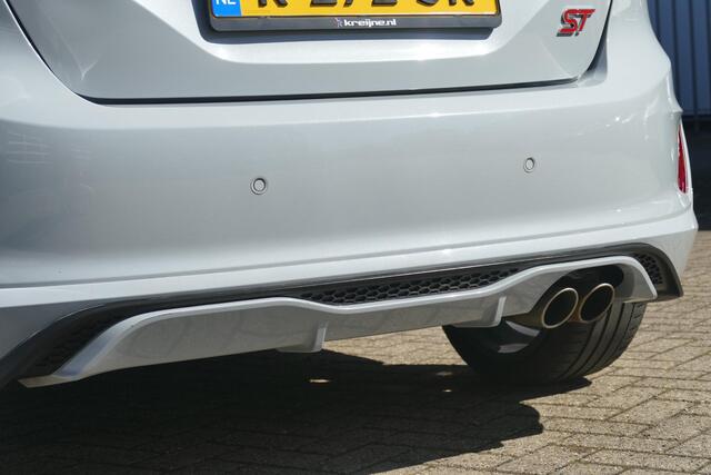 Ford FIESTA 1.5 EcoBoost ST-3 | VERWARMDE VOORRUIT | RIJKLAARPRIJS |