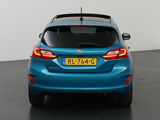 Ford FIESTA 1.0 EcoBoost Titanium | Panoramadak | Winterpack | B&O | Parkeercamera | Navigatie | Climate Control |