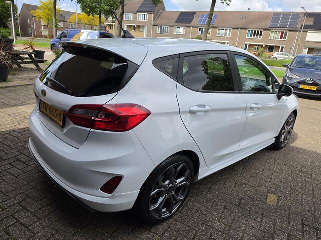 Ford FIESTA 1.0 EcoBoost ST-Line / Airco clima/ Navigatie/ Cruise/ Apple carplay/ PDC/ LMV