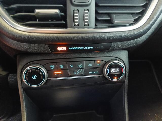 Ford FIESTA 1.0 EcoBoost Titanium | Airco | Cruise controle | Trekhaak | LM velgen |