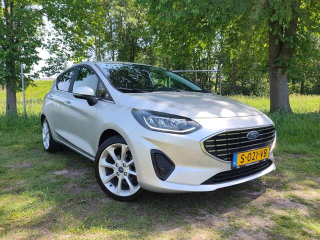Ford FIESTA 1.0 EB 125PK Hybrid Titanium AUTOMAAT | WINTERPACK | CARPLAY NAVI | SENSOREN ACHTER |
