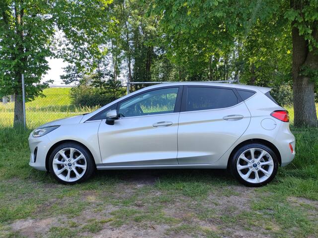 Ford FIESTA 1.0 EB 125PK Hybrid Titanium AUTOMAAT | WINTERPACK | CARPLAY NAVI | SENSOREN ACHTER |