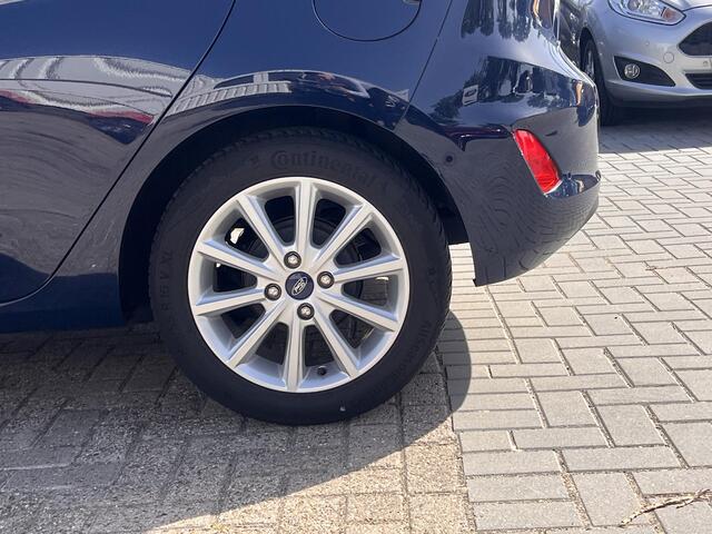 Ford FIESTA 1.0 EcoBoost Titanium | 100 pk | Achteruitrijcamera | Voorruitverwarming |