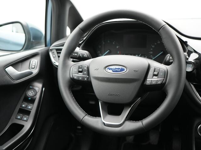 Ford FIESTA 1.0 EcoBoost Hybrid Titanium | Apple Carplay | Connected services | Bluetooth | Spraakbediening | Parkeersensoren achter | Cruise control | Airco |