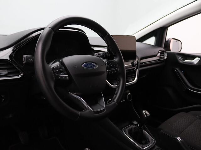 Ford FIESTA EcoBoost Titanium 100pk Cruise | Climate | Carplay | Navi | Parkeersens. achter