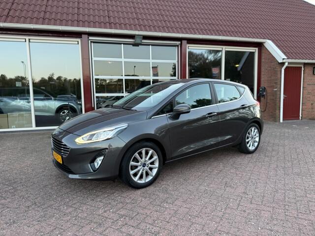 Ford FIESTA 1.0 ECOB. TITANIUM Orig. NL/Navigatie/Cruise Control/Trekhaak