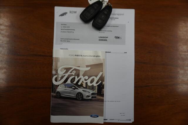 Ford FIESTA 1.0 EcoB.ST-Line X/Dealeronderhouden/17Inch/Veel opties,lees advertentie!