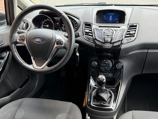 Ford FIESTA 1.0 ECOB. TITANIUM