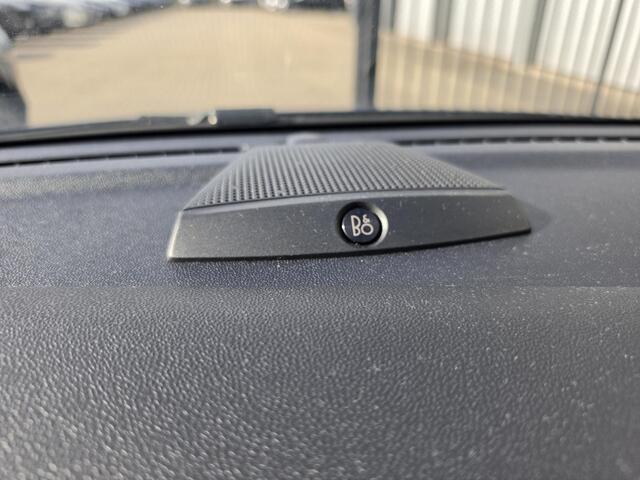 Ford FIESTA 1.0 EcoBoost Hybrid ST-Line X | Pack Winter | B&O Audio | Navigatie |