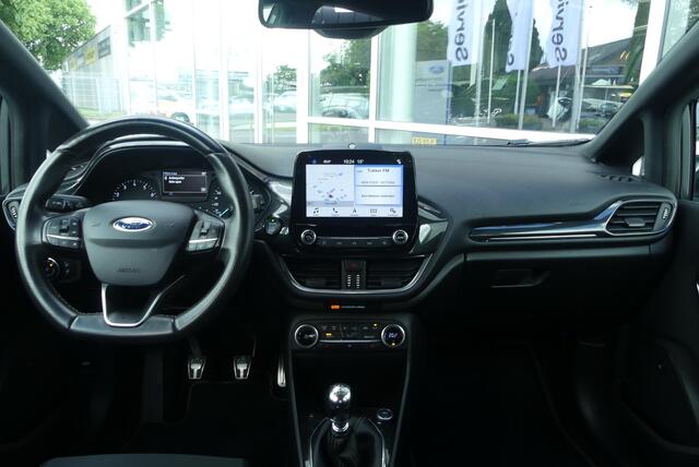 Ford FIESTA 1.0 EcoBoost ST-Line AFN. TREKHAAK, WINTER PACK, CRUISE, CLIMA, NAVI, PDC, APPLE CARPLAY/ANDROID AUTO, B&O, LANE ASSIST, 77.824KM