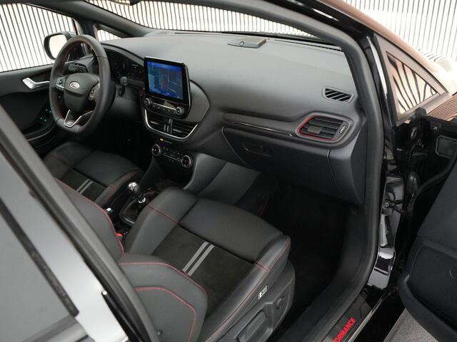 Ford FIESTA ST-X 1.5 200pk |fabrieksgarantie 2030|launch control|Bang&Olufsen|Apple Carplay|paarkeer camera|cruise control|winterpack|18" LMV|