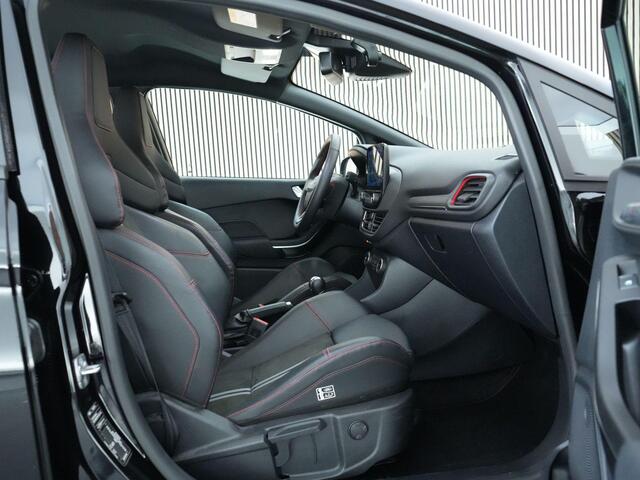 Ford FIESTA ST-X 1.5 200pk |fabrieksgarantie 2030|launch control|Bang&Olufsen|Apple Carplay|paarkeer camera|cruise control|winterpack|18" LMV|