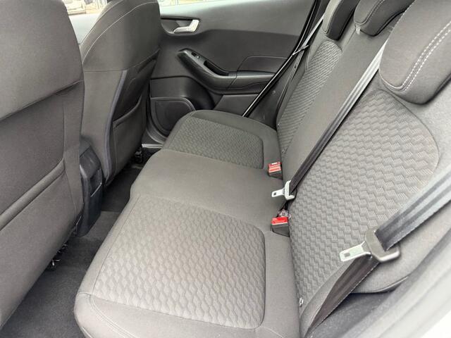 Ford FIESTA 1.0 ECOB.HY. TITANIUM 125 PK NAVI AIRCO PDC