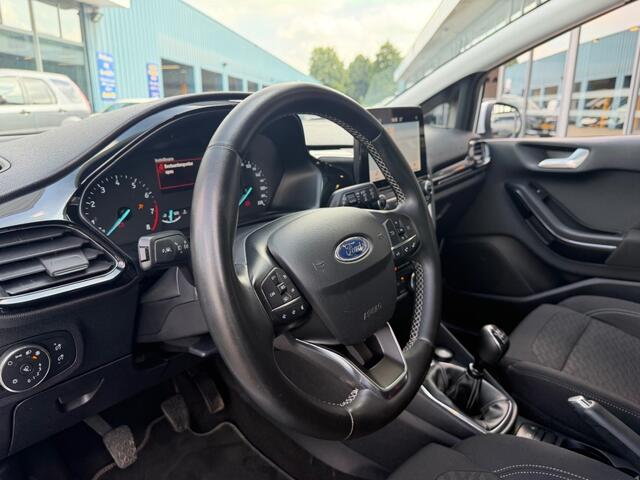 Ford FIESTA 1.0 ECOB.HY. TITANIUM 125 PK NAVI AIRCO PDC
