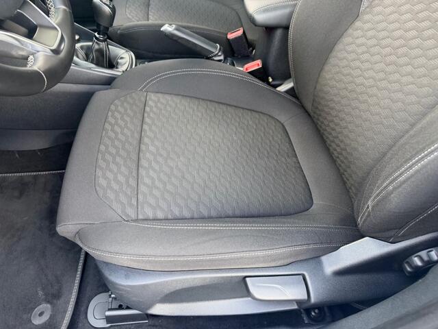 Ford FIESTA 1.0 ECOB.HY. TITANIUM 125 PK NAVI AIRCO PDC