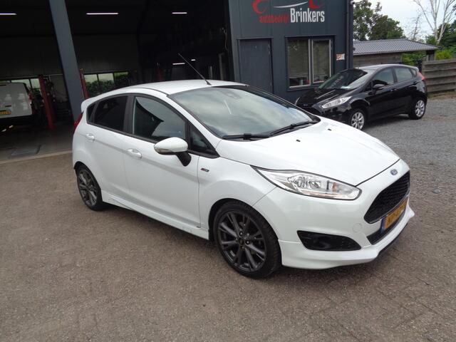 Ford FIESTA 1.0 EcoBoost ST Line Ecc, Lm Velgen, navigatie, pdc achter
