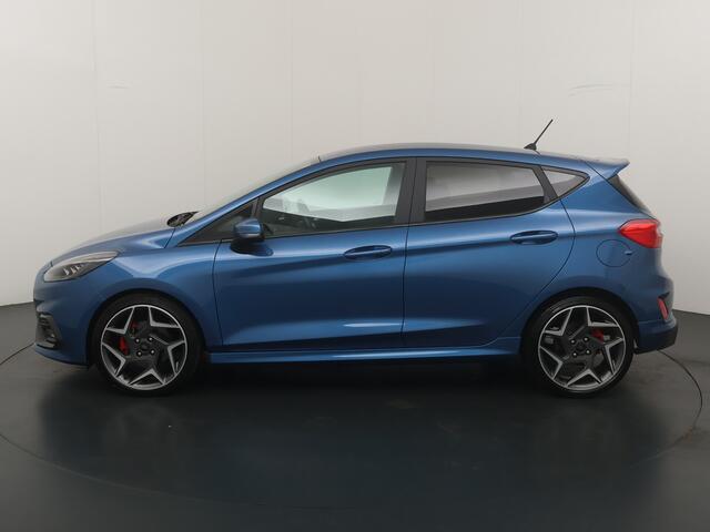 Ford FIESTA 1.5 200PK EcoBoost ST-3 | 18-inch | Winter Pack | Adapt. LED | Recaro | Camera | B&O |