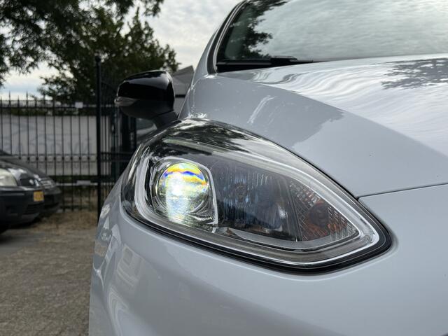 Ford FIESTA 1.0 EcoBoost ST-Line CRUISE/PDC/17"/94DKM/NAP/APPLECARPLAY/SPORTIEF!