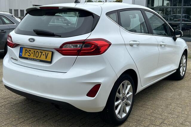 Ford FIESTA 1.0 EcoBoost Titanium 101PK | Nieuw Model | NL AUTO | Volledige Onderhoudshistorie | Cruise Control | Climate Control | Apple Carplay | Android Auto | Navigatie via Carplay | Armsteun | Lichtmetalen Velgen |
