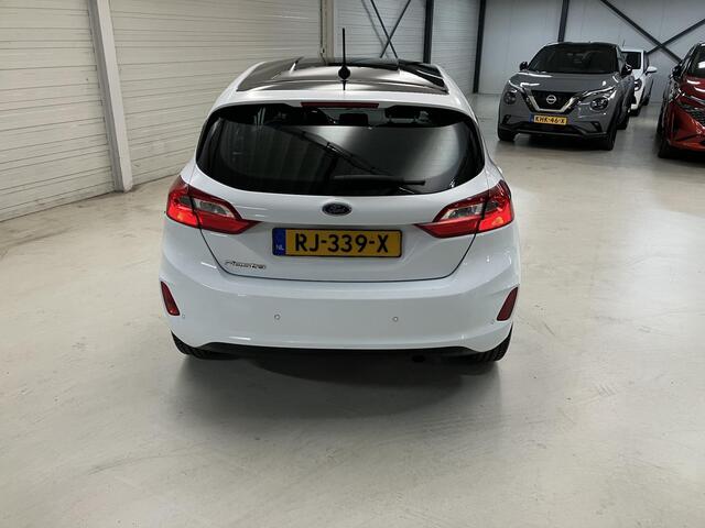 Ford FIESTA 1.1 Trend 5drs/ NL auto / Dealer onderhouden/ LM velgen