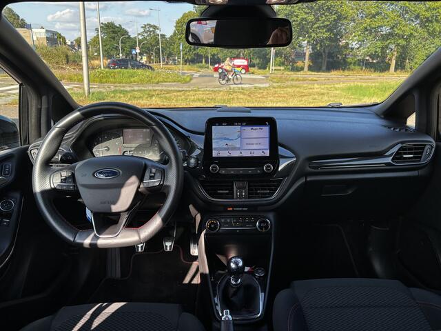 Ford FIESTA 1.0 EcoBoost ST-Line Lmv Cruise Navi Applecarplay Pdc Nap