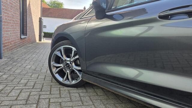 Ford FIESTA 1.0 EcoBoost ST-Line 125pk Navi, Camera, Pdc, Led koplampen, 18"
