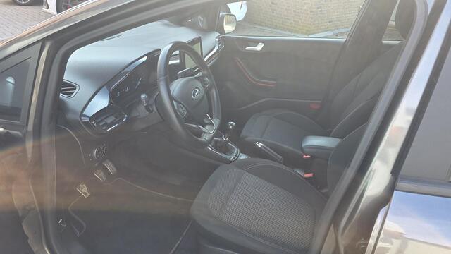 Ford FIESTA 1.0 EcoBoost ST-Line 125pk Navi, Camera, Pdc, Led koplampen, 18"