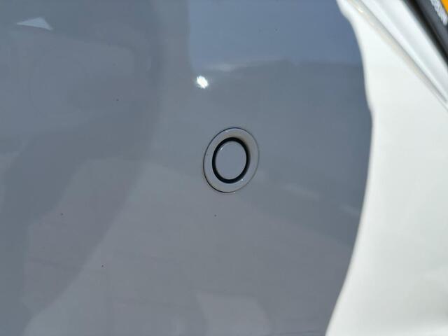 Ford FIESTA 1.0 EcoBoost Hybrid Titanium X | Climate | Cruise | Camera | Stuurverw. | LM Velgen | Navigatie | PDC |