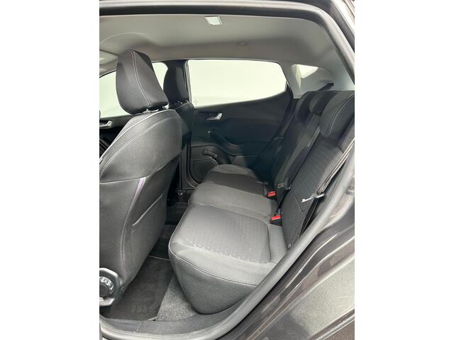 Ford FIESTA 1.0 EcoBoost Titanium | Navigatie | Camera | Verwarmbare voorruit |