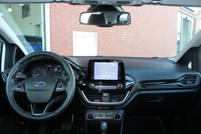 Ford FIESTA 1.0 EcoBoost Titanium | Automaat | Climate control | Scherm | Keyless entry | Elektrisch inkapbare spiegels | Cruise control