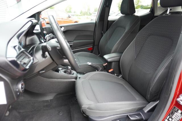 Ford FIESTA 1.0 EcoBoost Titanium / CarPlay / Android Auto / PDC / Cruise Control / Climate Control