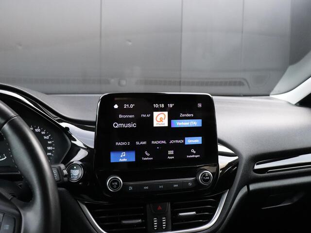 Ford FIESTA 1.0 EcoBoost Hybrid Titanium | AUT. | TREKHAAK | STOEL/STUURVERW. | PDC | APPLE CARPLAY |