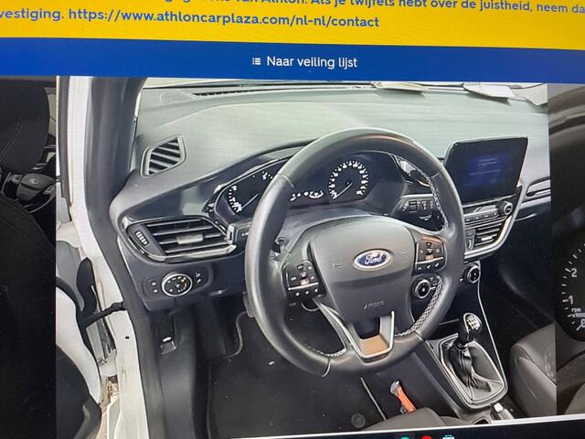 Ford FIESTA 1.0 EcoB. Titanium TREKHAAK / PDC / LED / LMV / CARPLAY / ANDROID / DAB+