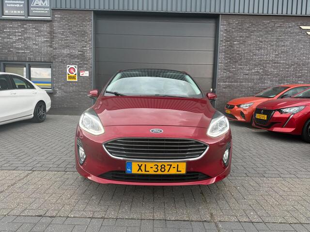 Ford FIESTA 1.0 EcoBoost Titanium | 2E EIGENAAR | 3/6 OF 12 MND GARANTIE | CAMERA | PANO DAK | TREKHAAK | CARPLAY |