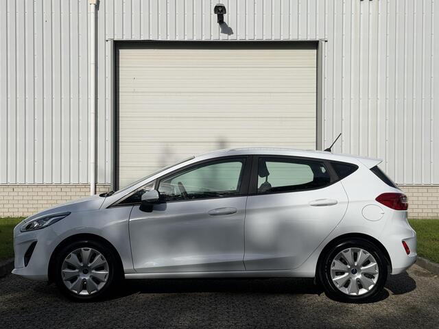 Ford FIESTA 1.1 Trend / All season banden / Apple Carplay & Android Auto / Cruise Control / Fabrieksnavigatie /