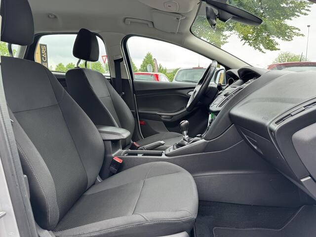Ford FOCUS Wagon 1.0 Titanium 2e Eigenaar,Clima,Cruise,Bluetooth,APK tot 10-2024