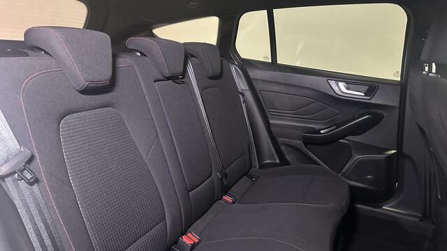 Ford FOCUS Wagon 1.0 EcoBoost Hybrid ST Line X