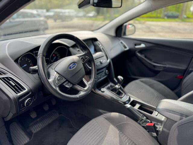 Ford FOCUS Wagon 1.0 Titanium