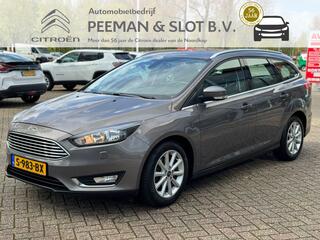 ford-focus-wagon-1.0-titanium