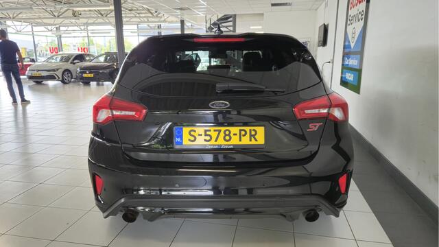 Ford FOCUS 2.3 EcoBoost ST-3 Adaptieve cruis control | stoel, stuur, vooruit verwarming