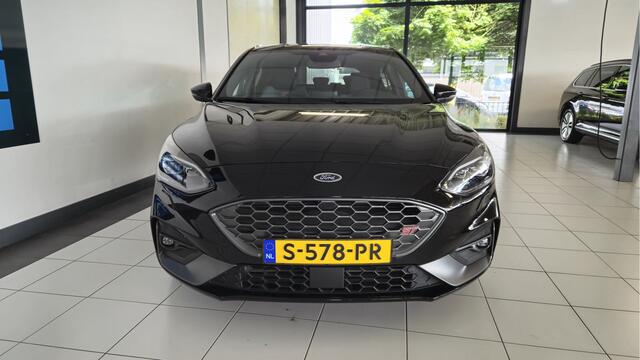 Ford FOCUS 2.3 EcoBoost ST-3 Adaptieve cruis control | stoel, stuur, vooruit verwarming