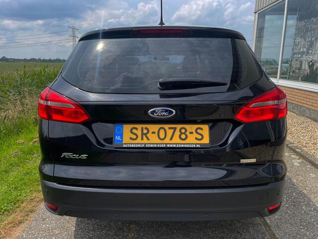 Ford FOCUS Wagon 1.0 Titanium, Navi, Camera