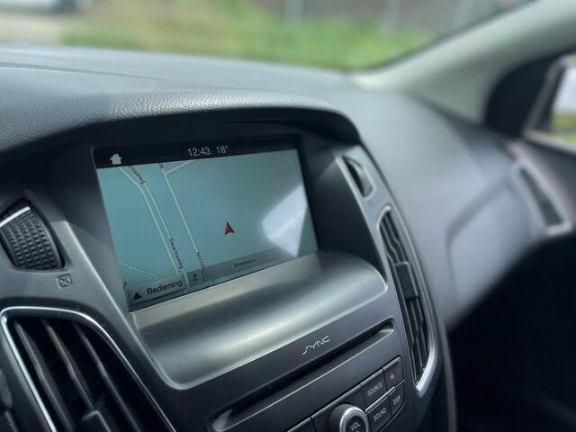 Ford FOCUS Wagon 1.0 Titanium, Navi, Camera